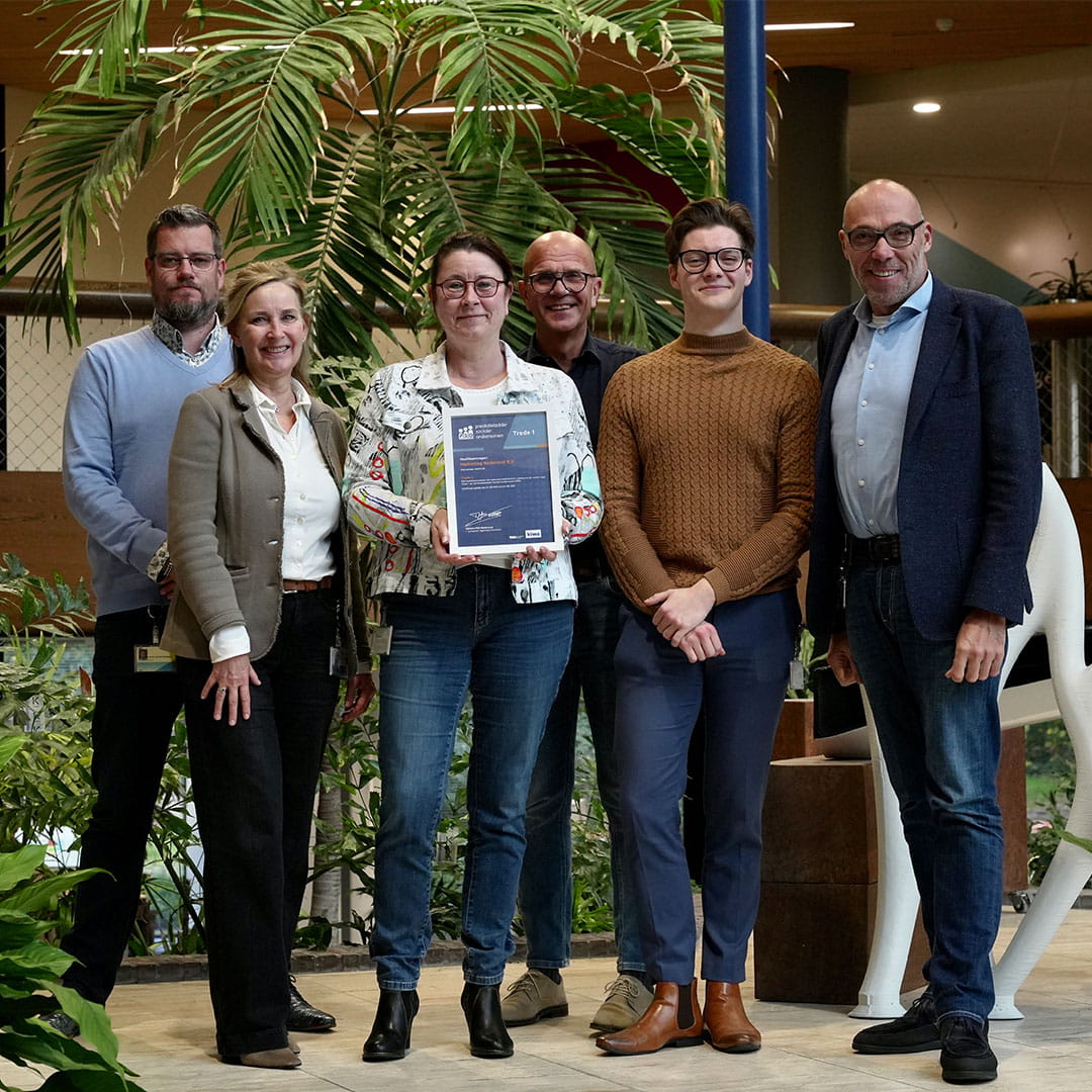 Team SROI van Haskoning met certificaat