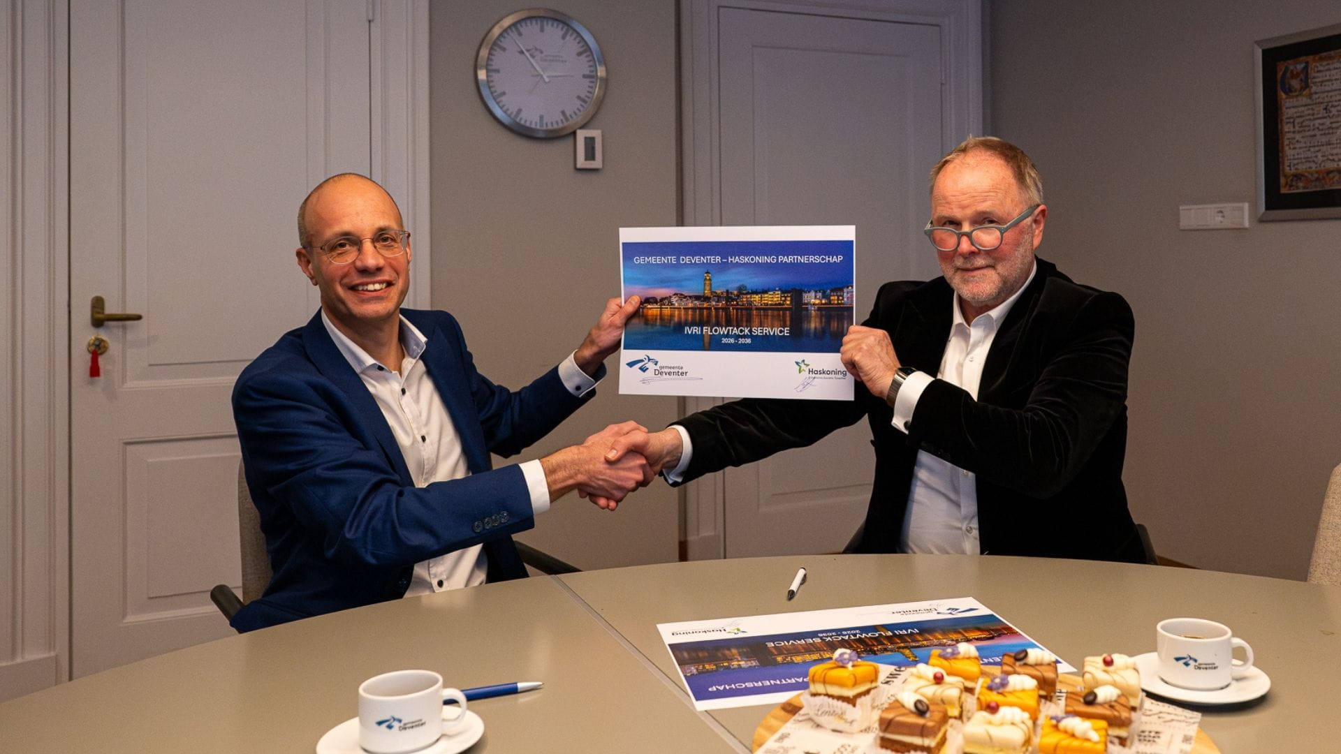 Foto van ondertekenmoment