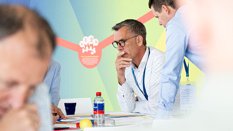 Serious gaming and people