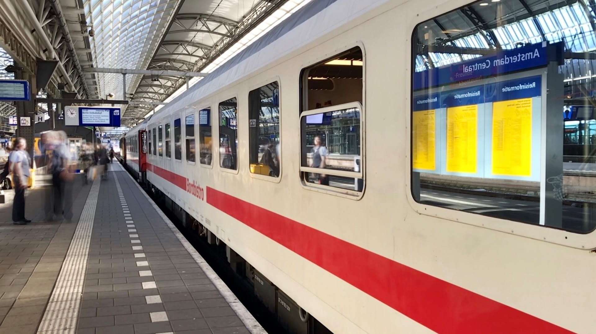 ICE berlijn op station Amsterdam centraal