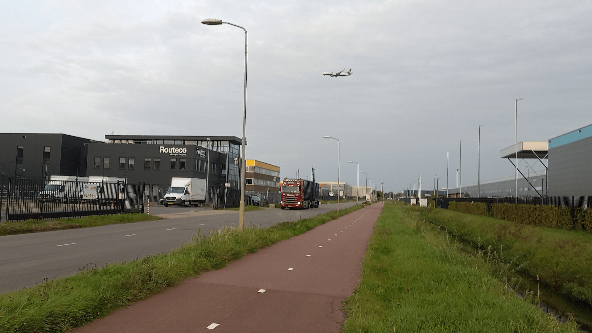 Weg & fietspad bedrijventerrein