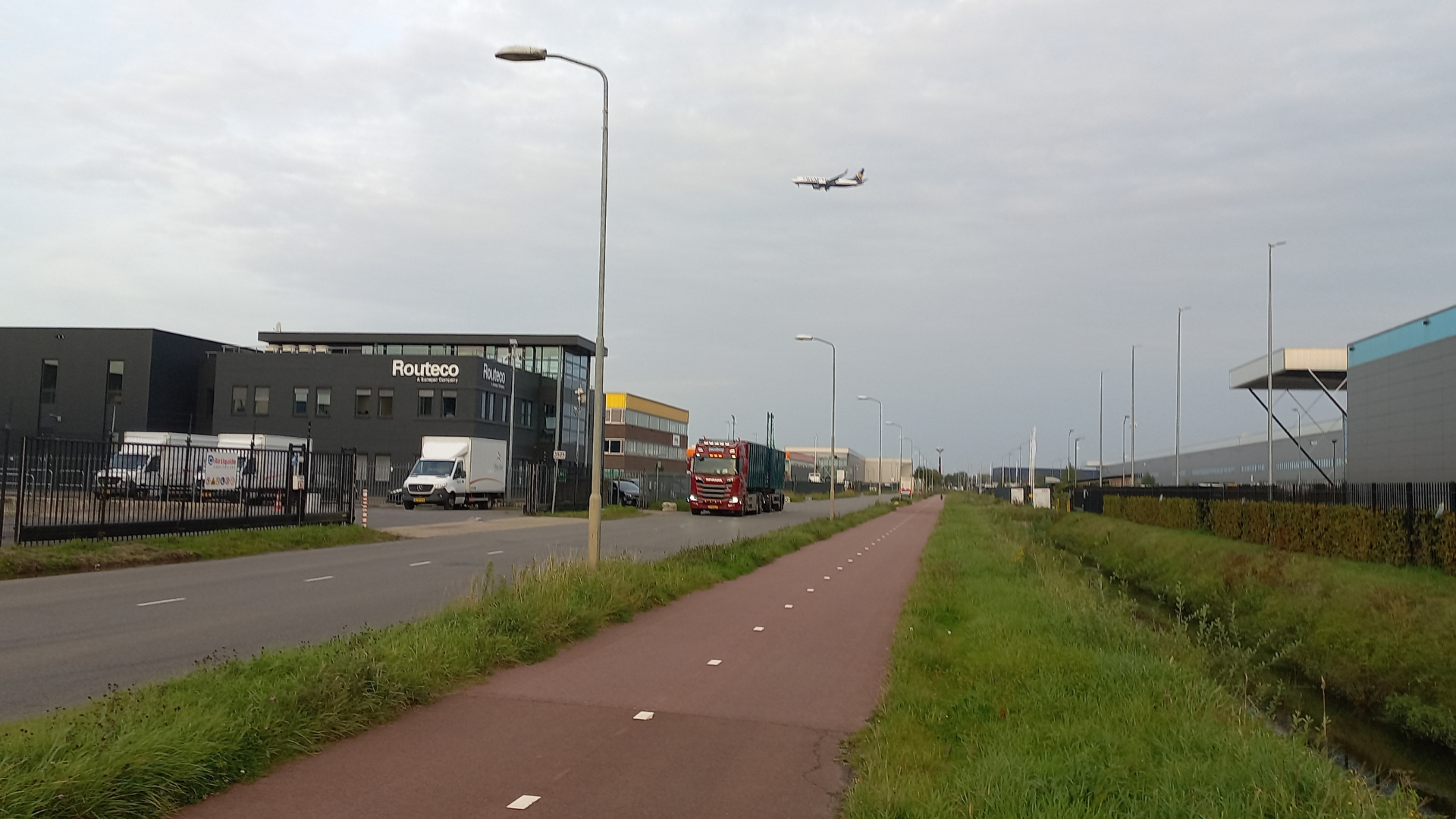 Weg & fietspad bedrijventerrein