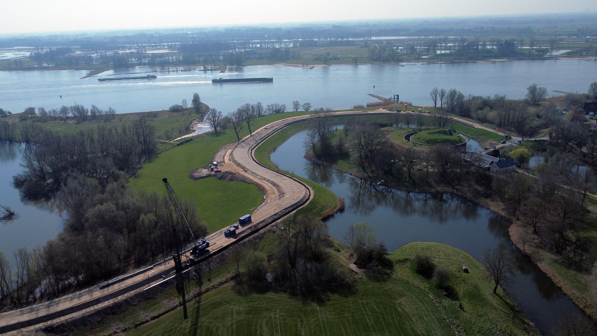 Dijkversterking bij Fort Vuren